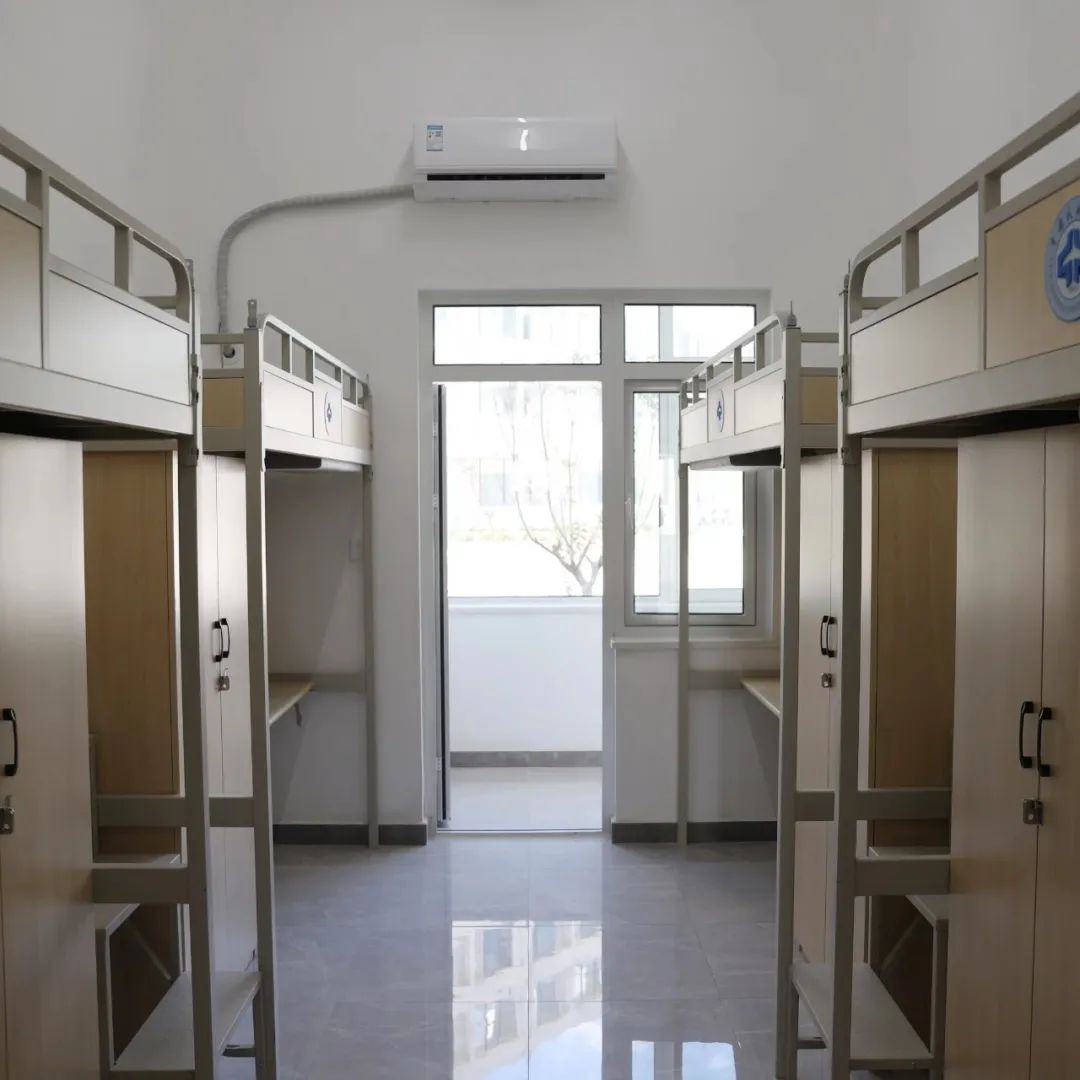 中国民航大学宿舍条件怎么样,有空调和独立卫生间吗？（附宿舍图片）