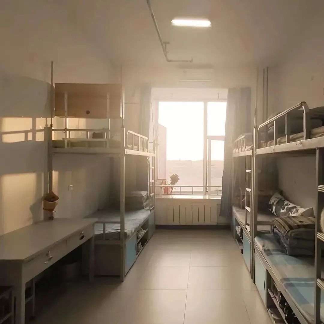 北京城市学院宿舍条件怎么样,有空调和独立卫生间吗？（附宿舍图片）